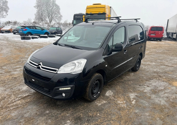 Citroen Berlingo cena 39999 przebieg: 111000, rok produkcji 2016 z Śrem małe 106